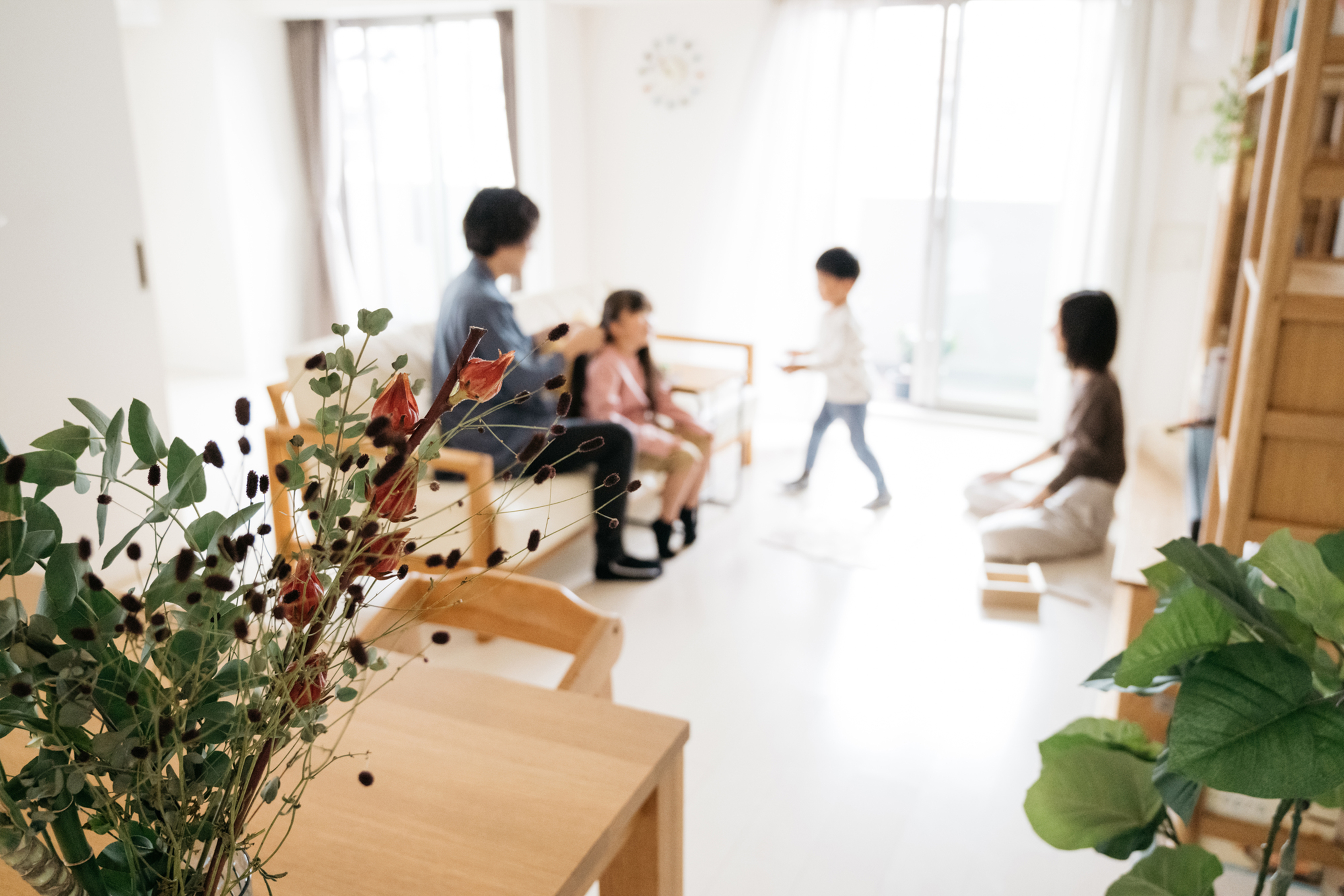 フローリングが滑る対策は?原因と安全な住まいを作る方法 イメージ
